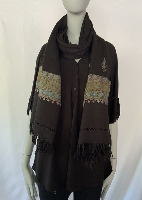Hand Embroidered Aari Three Channel Border with Small Motif